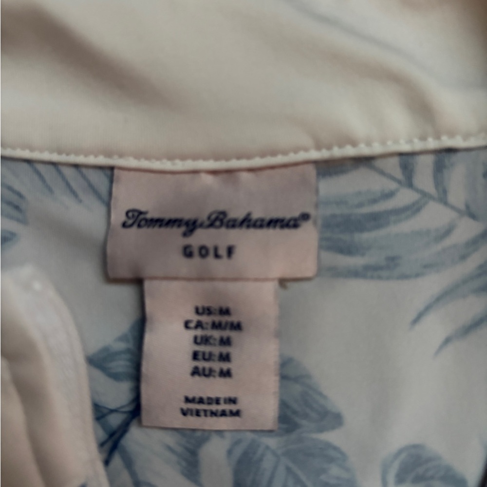 Tommy Bahama Tabu Jungle Blue Leaf Print Top size Medium (281) - Picture 2 of 8